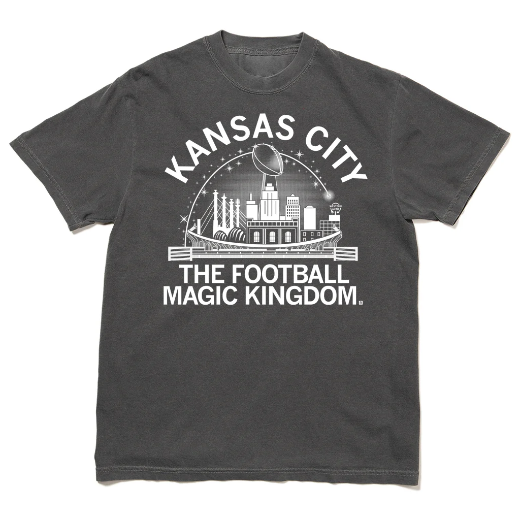 Kansas City: Football Magic Kingdom Heavyweight - Image 2